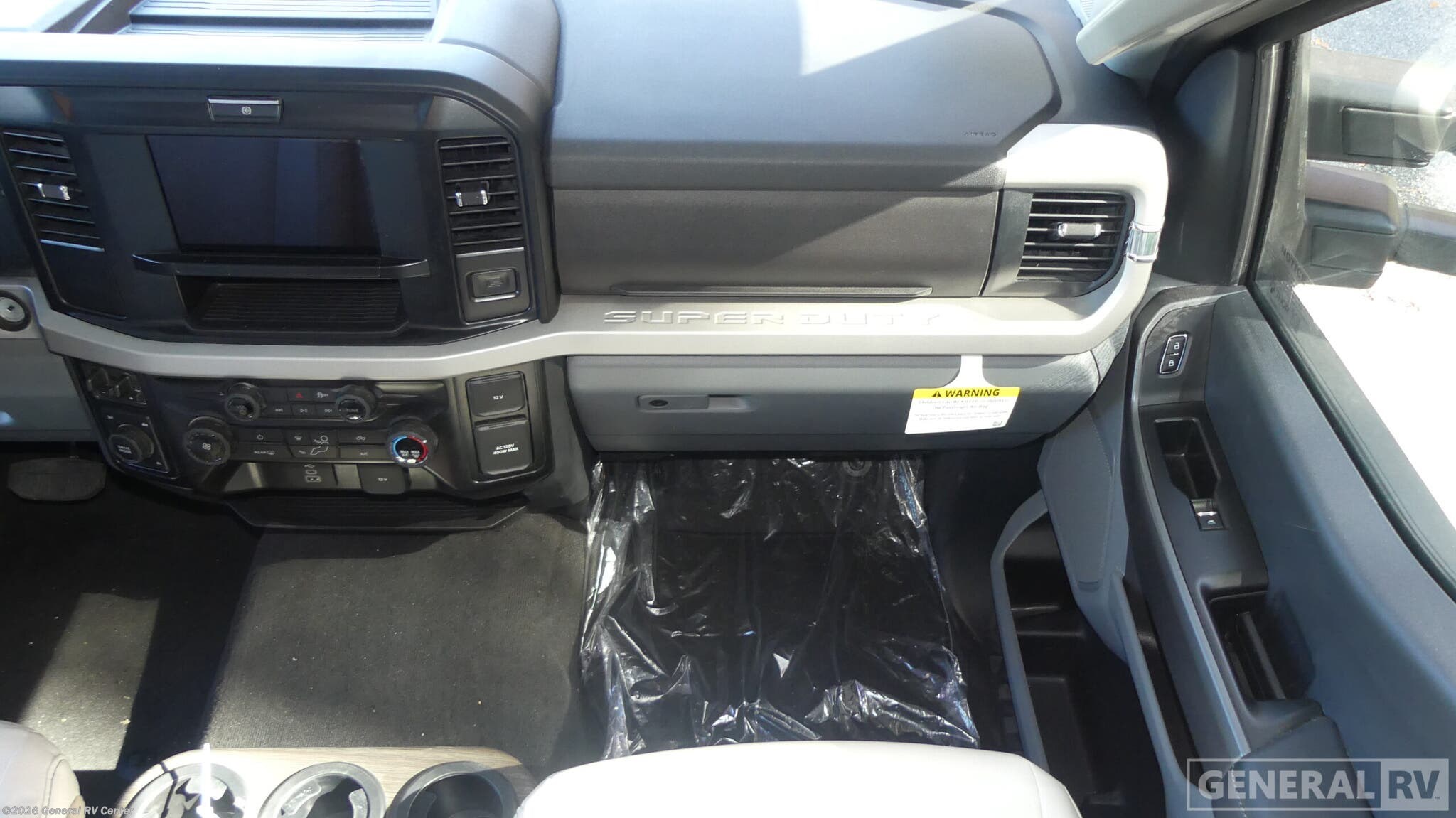 New 2026 Thor Motor Coach Magnitude L35 available in Ashland, Virginia