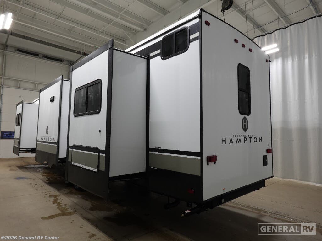 New 2025 CrossRoads Hampton 378DBB available in Ashland, Virginia