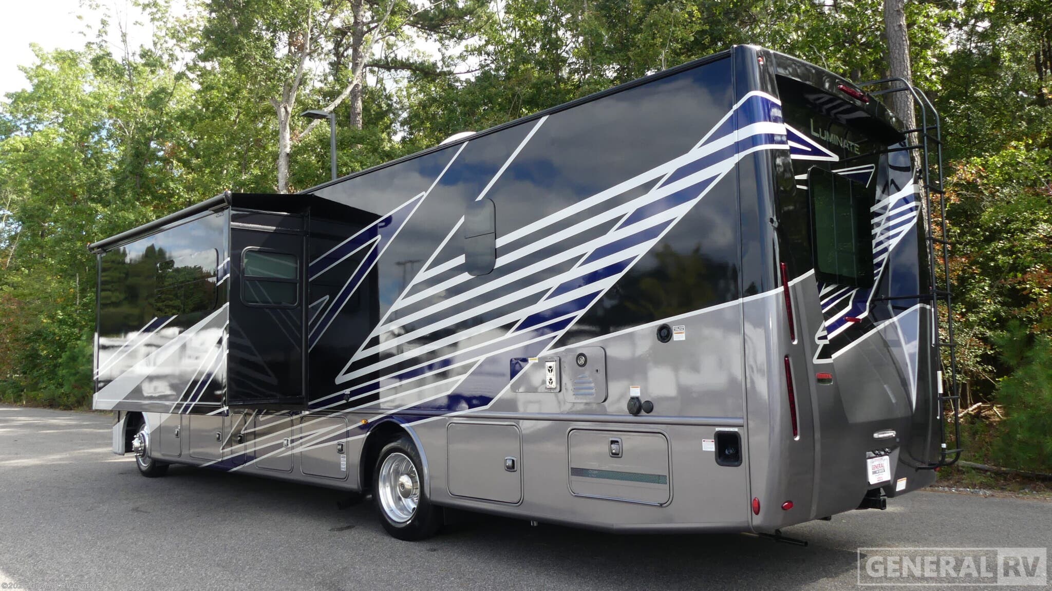 2026 Luminate CC35 by Thor Motor Coach from General RV Center in Ashland, Virginia