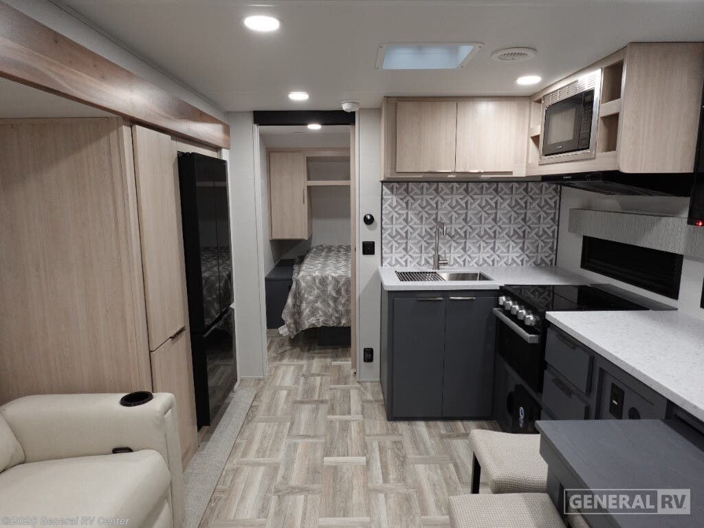 New 2025 Prime Time Tracer 250BH available in Ashland, Virginia