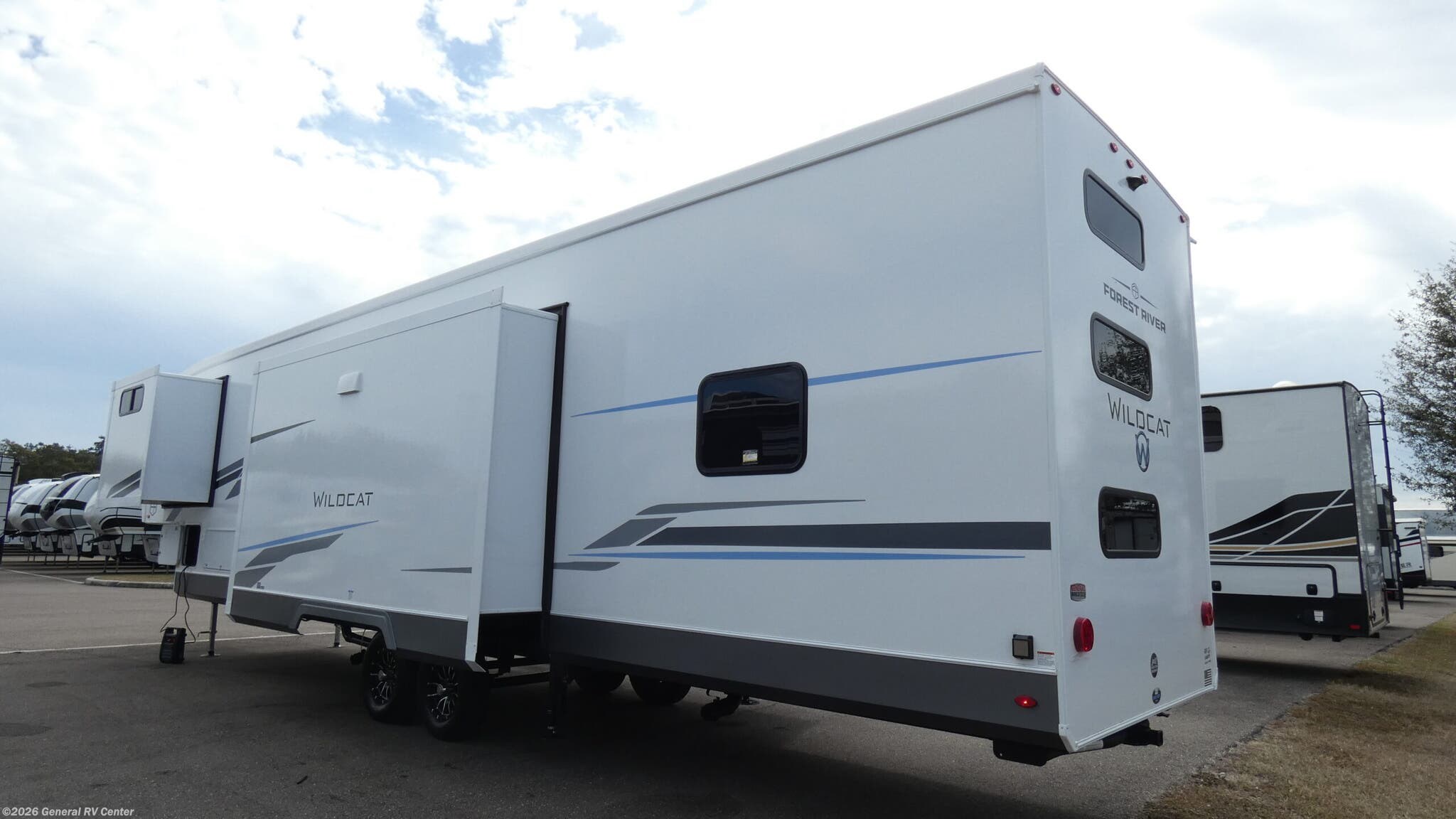 2026 Wildcat 35CRIB by Forest River from General RV Center in Ashland, Virginia