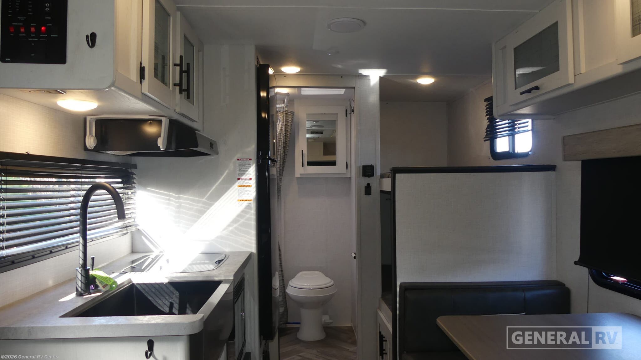 2022 Dutchmen Coleman Rubicon 1628BH - Used Travel Trailer For Sale by General RV Center in Ashland, Virginia