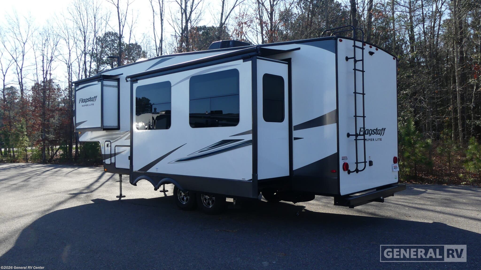 2021 Flagstaff Super Lite 528RKS by Forest River from General RV Center in Ashland, Virginia
