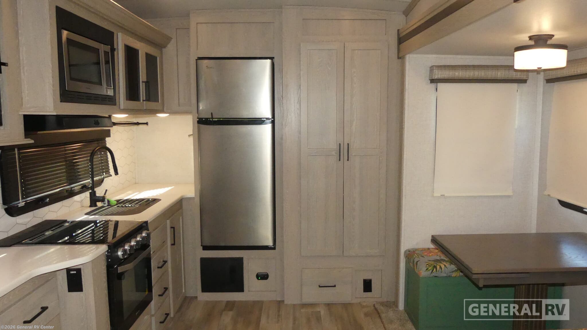 2021 Forest River Flagstaff Super Lite 528RKS - Used Fifth Wheel For Sale by General RV Center in Ashland, Virginia