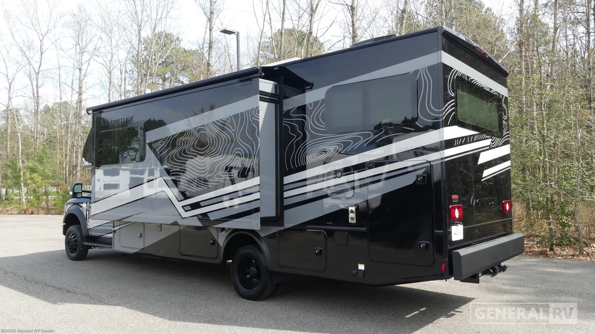 2026 Magnitude Z30 by Thor Motor Coach from General RV Center in Ashland, Virginia