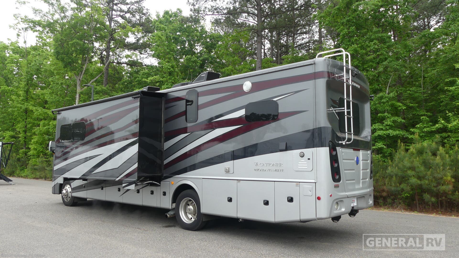 2024 Vacationer 35GL by Holiday Rambler from General RV Center in Ashland, Virginia