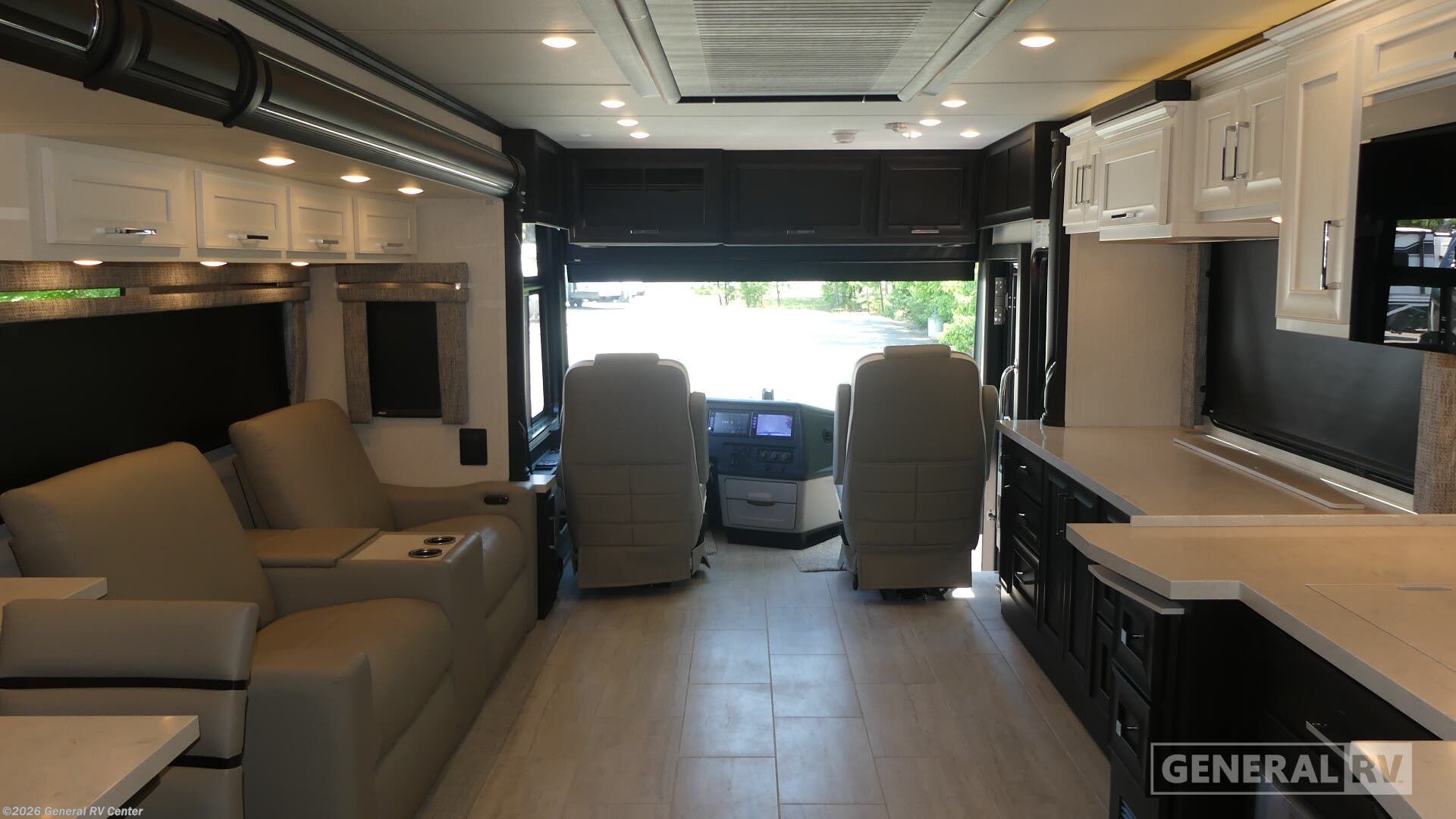 New 2026 Newmar Ventana 4037 available in Ashland, Virginia