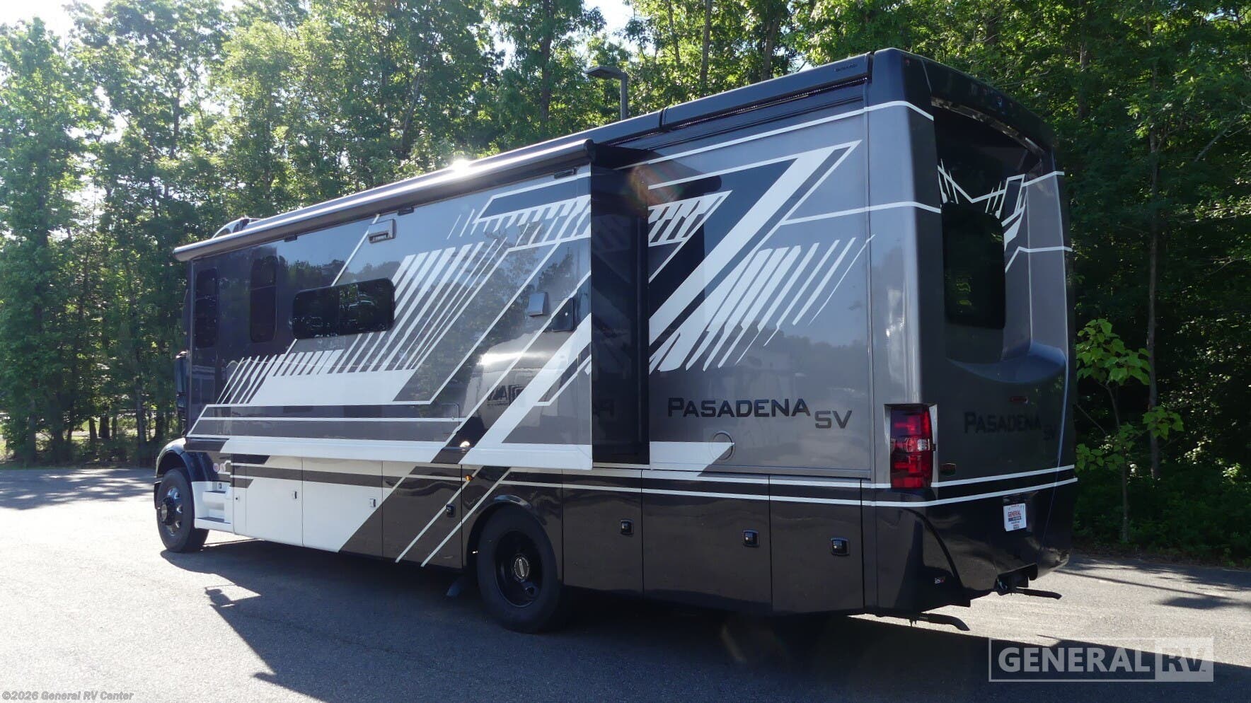 2026 Pasadena SV 34XG by Thor Motor Coach from General RV Center in Ashland, Virginia