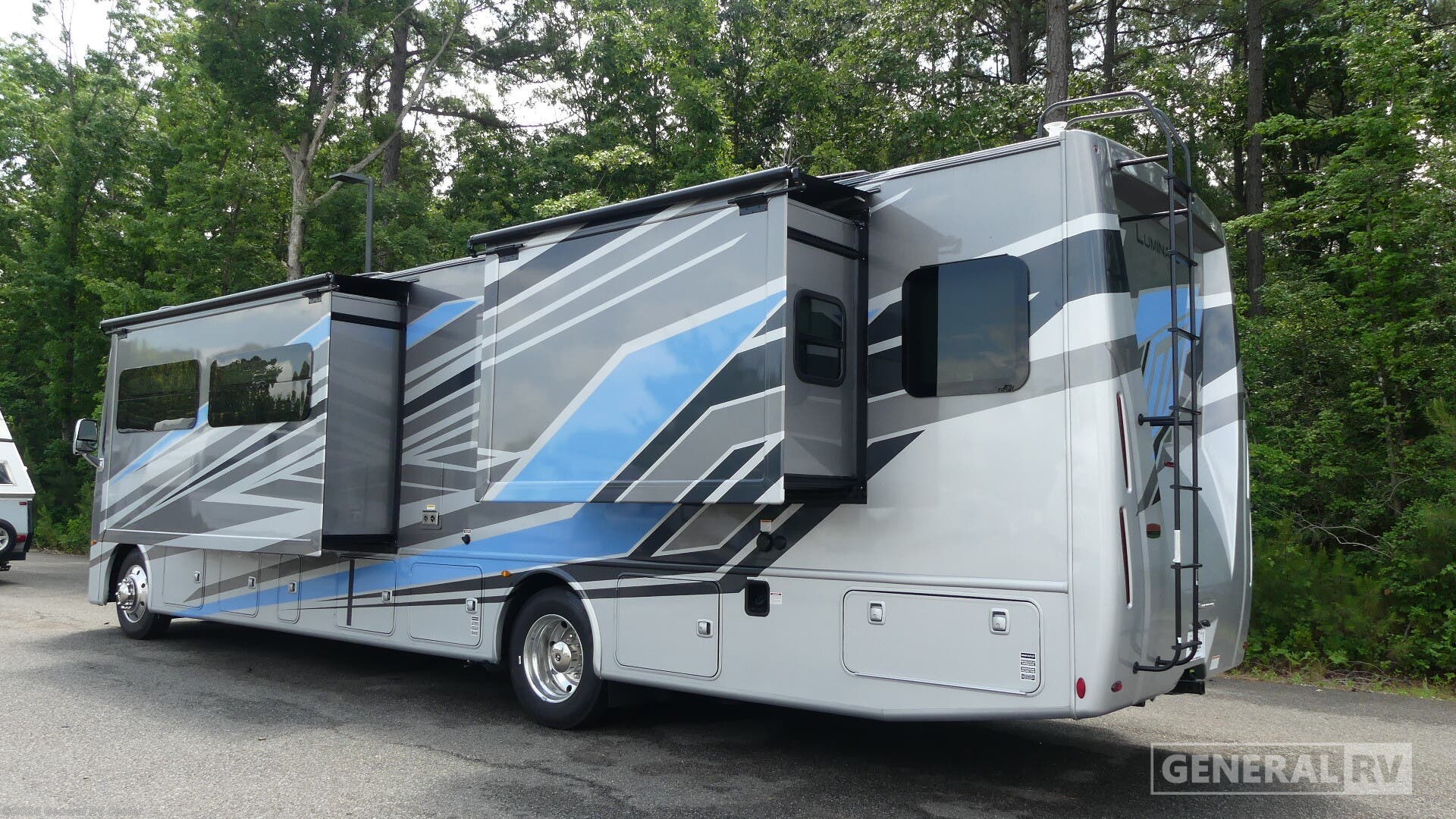 2026 Luminate HH36 by Thor Motor Coach from General RV Center in Ashland, Virginia