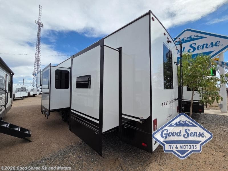New 2027 East to West Ahara 395FB available in Albuquerque, New Mexico