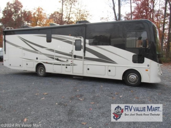2019 Flair 34J by Fleetwood from RV Value Mart in Manheim, Pennsylvania