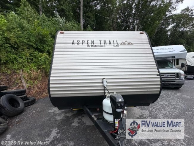 2021 Aspen Trail LE 1760BH by Dutchmen from RV Value Mart in Manheim, Pennsylvania
