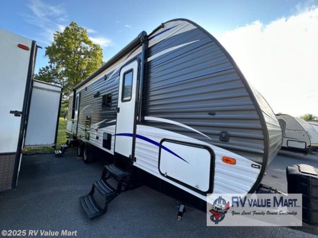 Used 2018 Dutchmen Aspen Trail 2790BHS available in Manheim, Pennsylvania