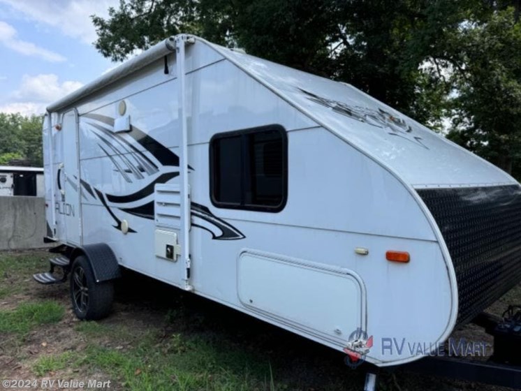 Used 2018 Travel Lite Falcon F-24BH available in Manheim, Pennsylvania