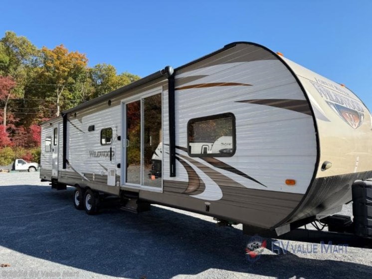 Used 2016 Forest River Wildwood 36BHBS available in Manheim, Pennsylvania