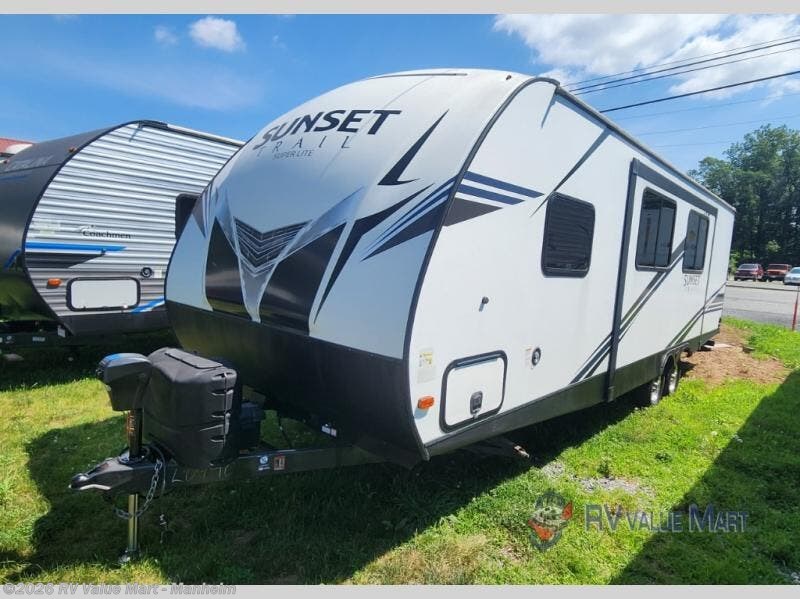 Used 2020 CrossRoads Sunset Trail SS253RB available in Manheim, Pennsylvania