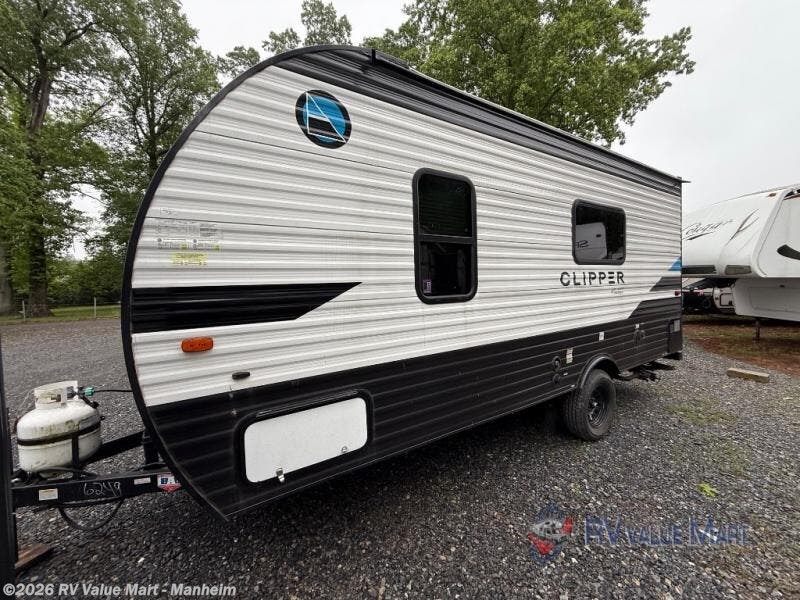 Used 2021 Coachmen Clipper Cadet 17CFQ available in Manheim, Pennsylvania