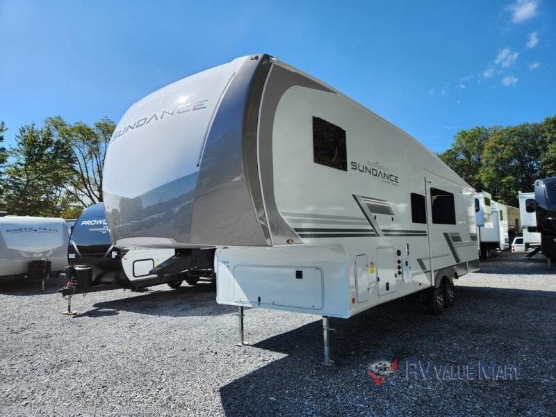 New 2026 Heartland Sundance 28DB available in Manheim, Pennsylvania