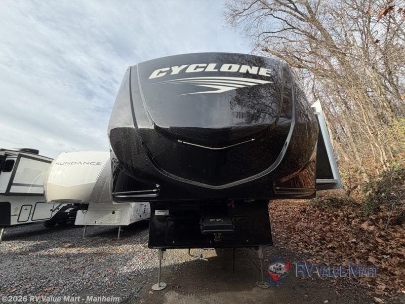 New 2026 Heartland Cyclone 3913 available in Manheim, Pennsylvania