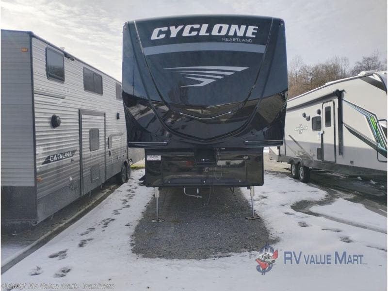 New 2026 Heartland Cyclone 3511 available in Manheim, Pennsylvania