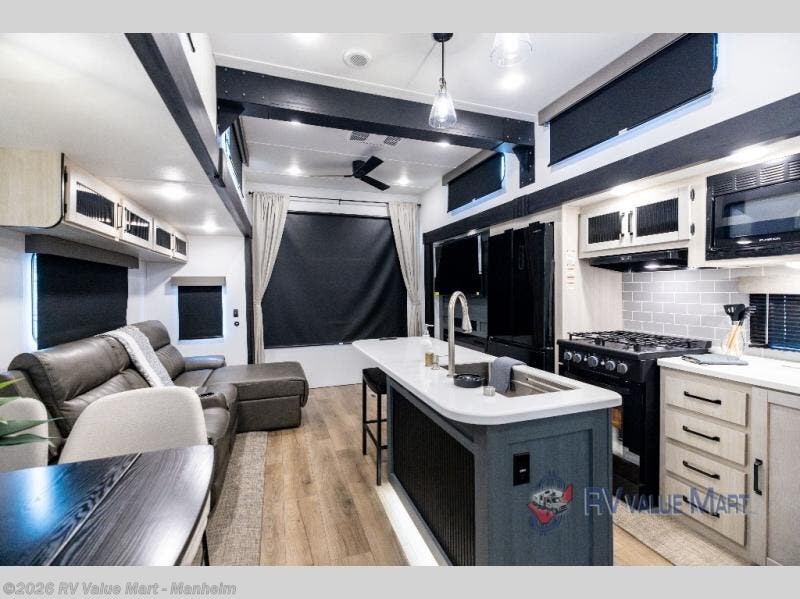 New 2026 Forest River Puma Vista 422LFT available in Manheim, Pennsylvania