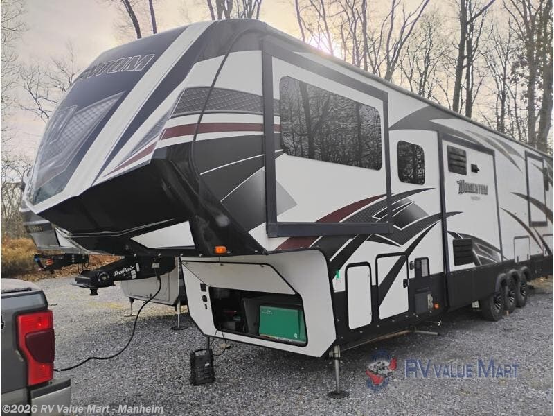 Used 2017 Grand Design Momentum 376TH available in Manheim, Pennsylvania