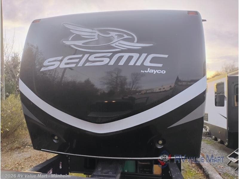 2017 Seismic 4250 by Jayco from RV Value Mart - Manheim in Manheim, Pennsylvania