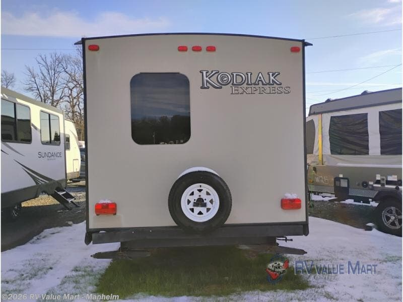 Used 2015 Dutchmen Kodiak Express 299BHSL available in Manheim, Pennsylvania