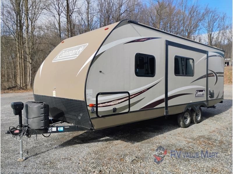 Used 2016 Coleman Light 2305QB available in Manheim, Pennsylvania