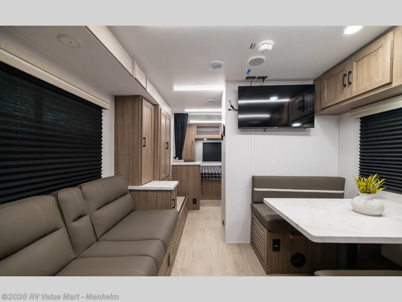 2026 Freedom Express Select 247SE by Coachmen from RV Value Mart - Manheim in Manheim, Pennsylvania