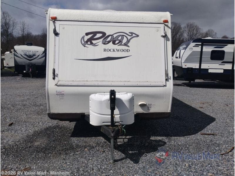 Used 2014 Forest River Rockwood Roo 21DK available in Manheim, Pennsylvania
