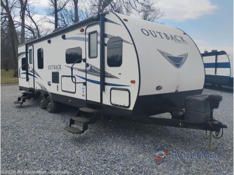 2017 Outback Ultra Lite 272UFL by Keystone from RV Value Mart - Manheim in Manheim, Pennsylvania