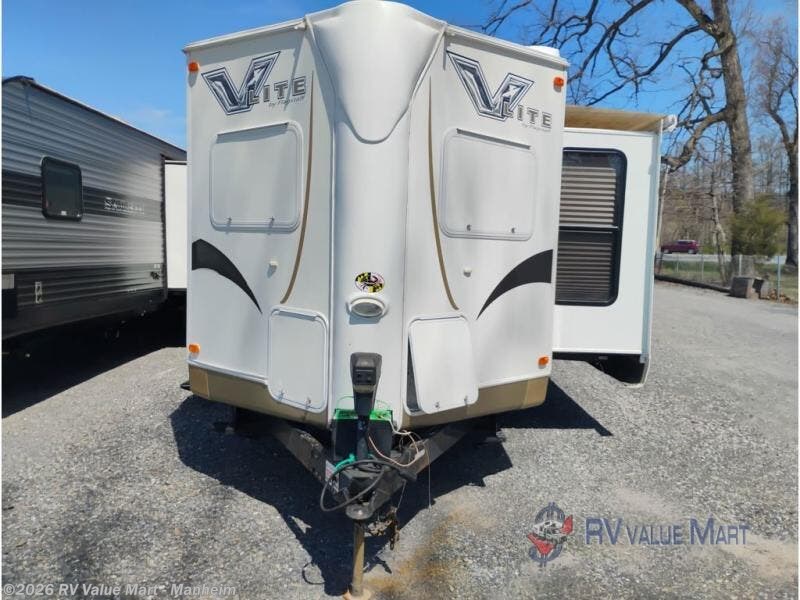 Used 2012 Forest River Flagstaff V-Lite 30WFKSS available in Manheim, Pennsylvania