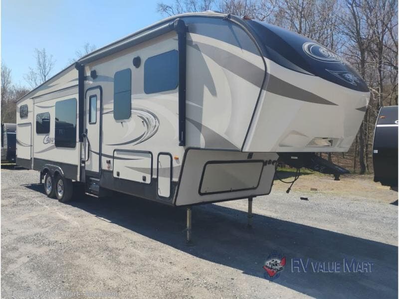 2017 Keystone Cougar 336BHS - Used Travel Trailer For Sale by RV Value Mart - Manheim in Manheim, Pennsylvania
