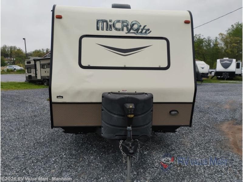 Used 2017 Forest River Flagstaff Micro Lite 21FBRS available in Manheim, Pennsylvania