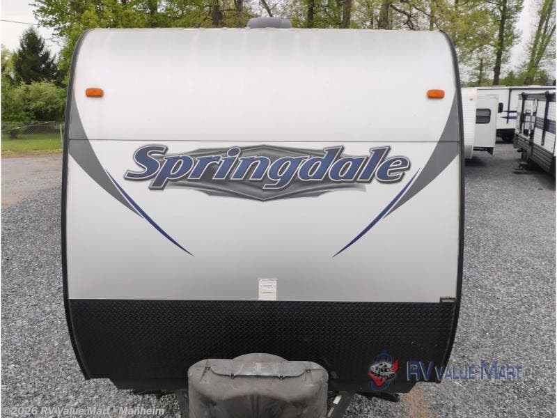Used 2017 Keystone Springdale 38FL available in Manheim, Pennsylvania