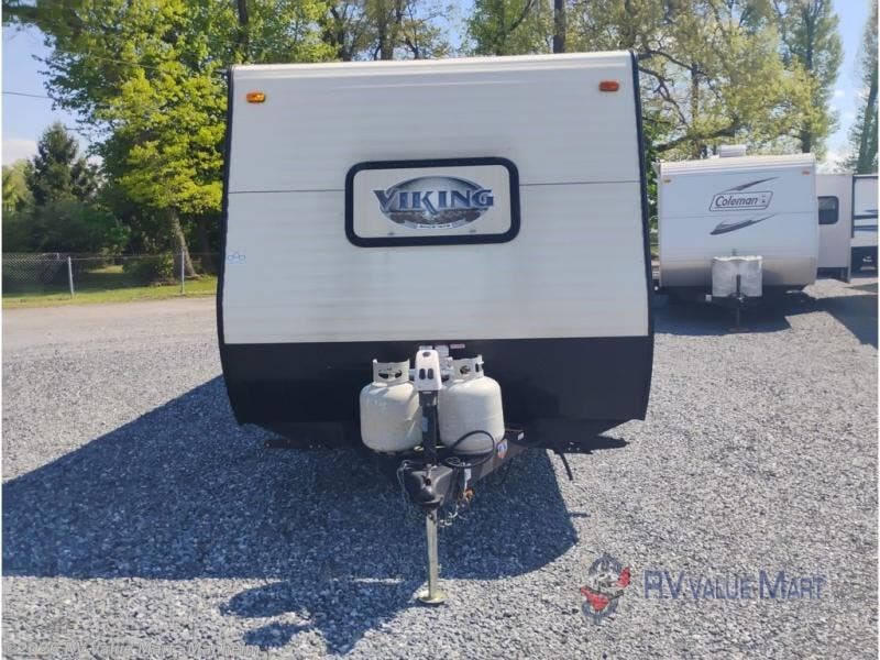 Used 2017 Coachmen Viking Saga 21BH available in Manheim, Pennsylvania