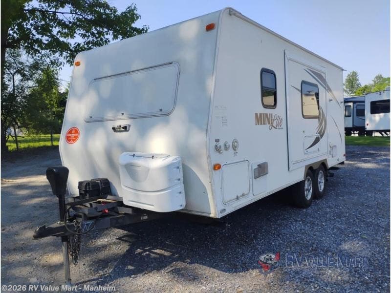 Used 2012 Forest River Rockwood Mini Lite 2109S available in Manheim, Pennsylvania