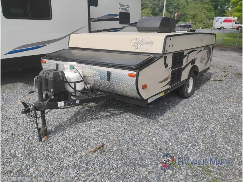 Used 2019 Coachmen Clipper Ultra-Lite 108ST available in Manheim, Pennsylvania