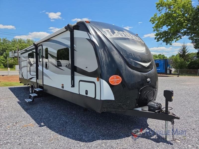 2016 Keystone Laredo 330RL - Used Travel Trailer For Sale by RV Value Mart - Manheim in Manheim, Pennsylvania features Slideout