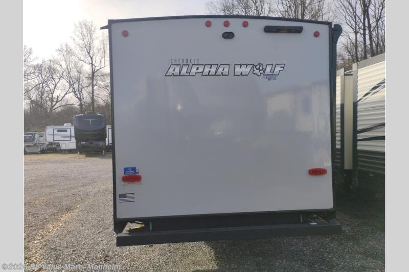 Used 2023 Forest River Cherokee Alpha Wolf 26RB-L available in Manheim, Pennsylvania