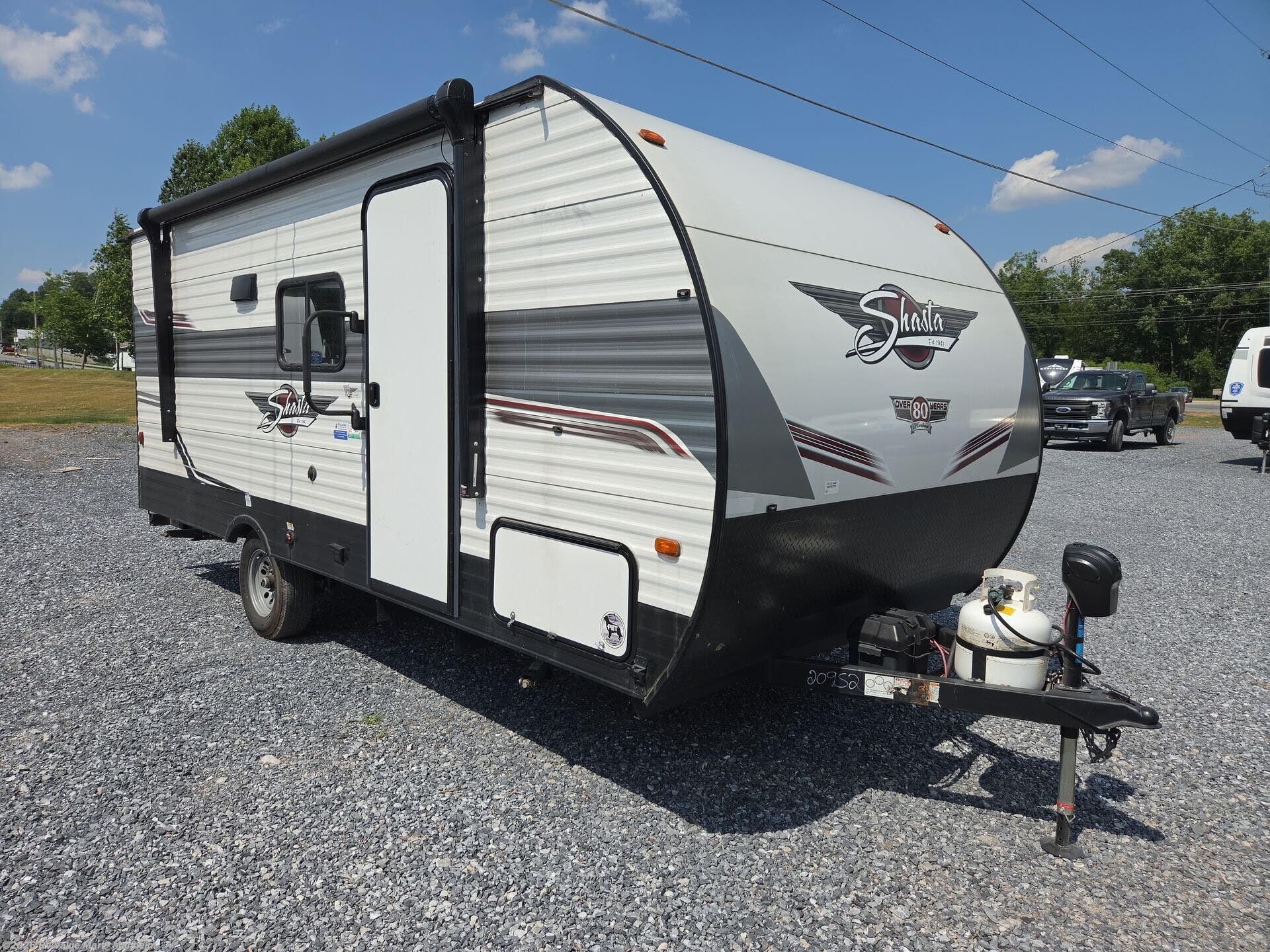 2023 Shasta Shasta 18BH - Used Travel Trailer For Sale by RV Value Mart - Manheim in Manheim, Pennsylvania