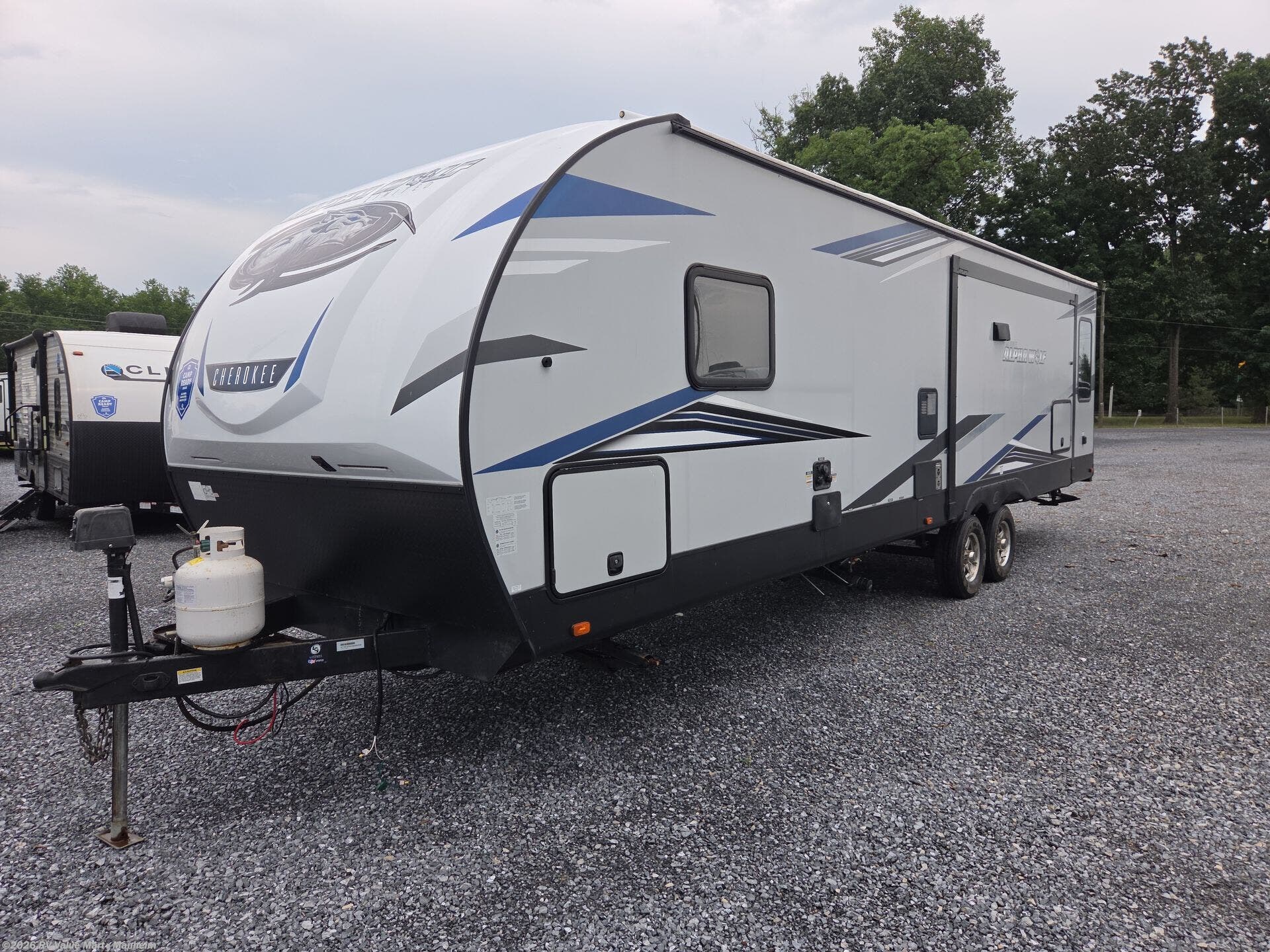 Used 2021 Forest River Cherokee Alpha Wolf 26RL available in Manheim, Pennsylvania