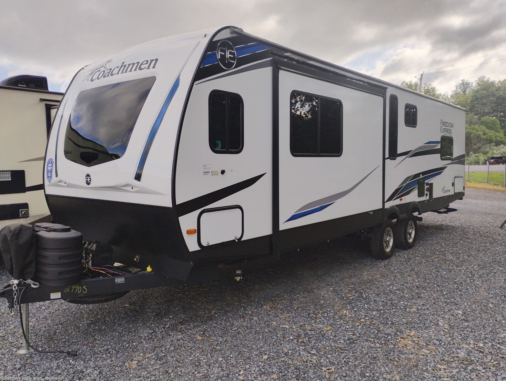 Used 2025 Coachmen Freedom Express Ultra Lite 298FDS available in Manheim, Pennsylvania