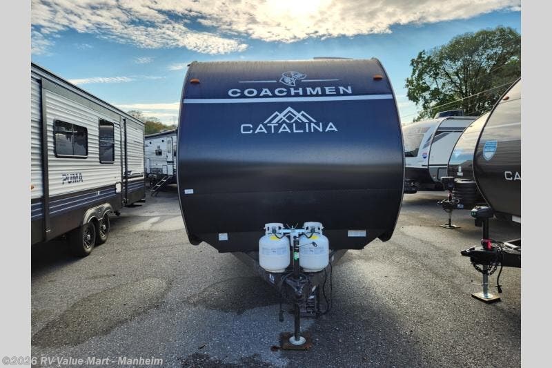 2026 Coachmen Catalina Summit Series 8 281QBUNK - New Travel Trailer For Sale by RV Value Mart - Manheim in Manheim, Pennsylvania