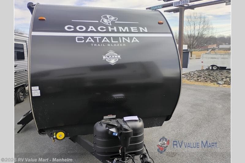 2026 Coachmen Catalina Trail Blazer 29THS - New Travel Trailer For Sale by RV Value Mart - Manheim in Manheim, Pennsylvania