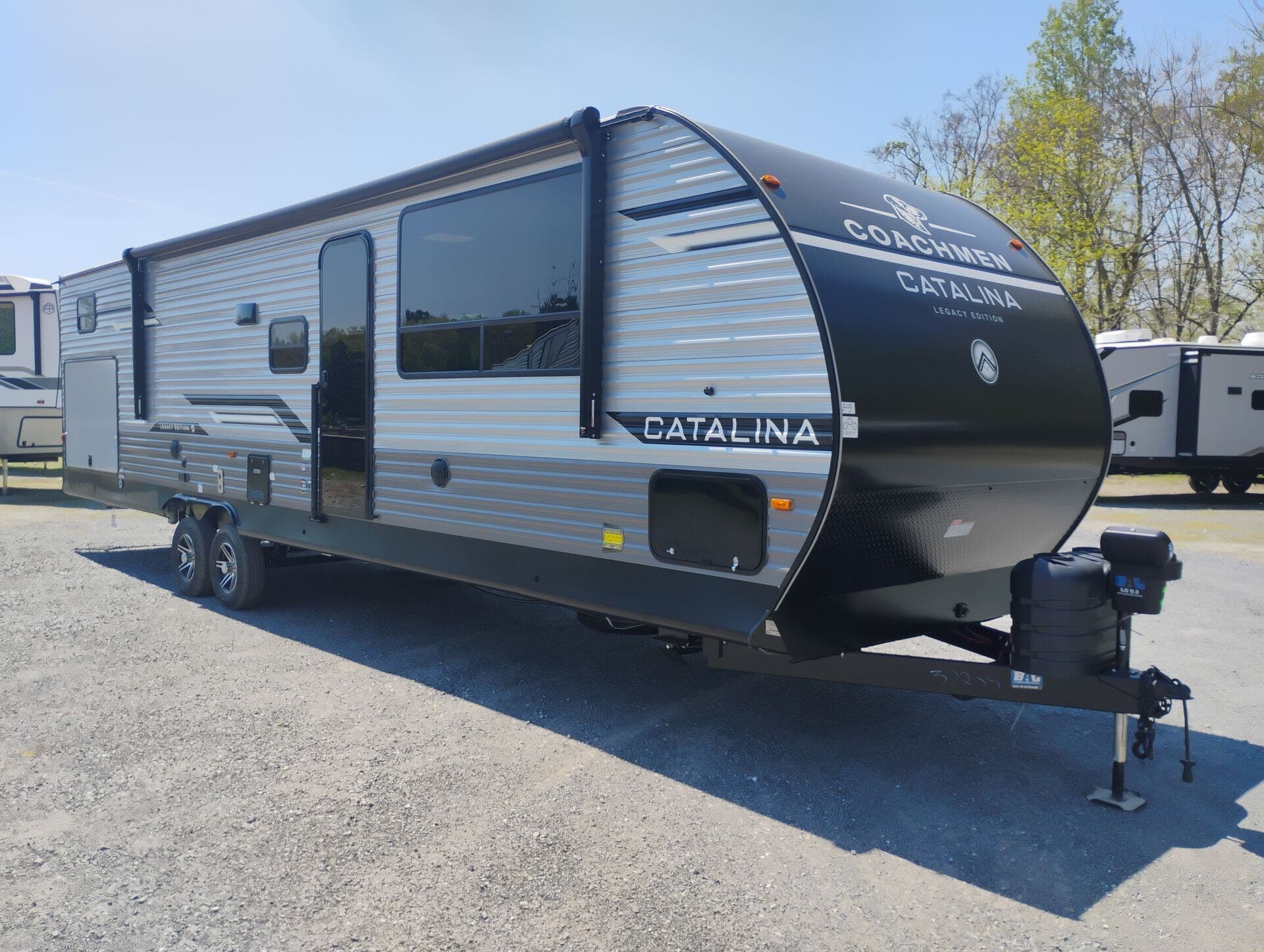 2026 Coachmen Catalina Legacy Edition 343BHTSLE - New Travel Trailer For Sale by RV Value Mart - Manheim in Manheim, Pennsylvania