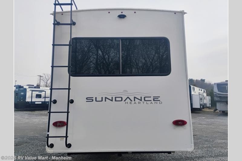 New 2026 Heartland Sundance Ultra-Lite 29RLBS available in Manheim, Pennsylvania