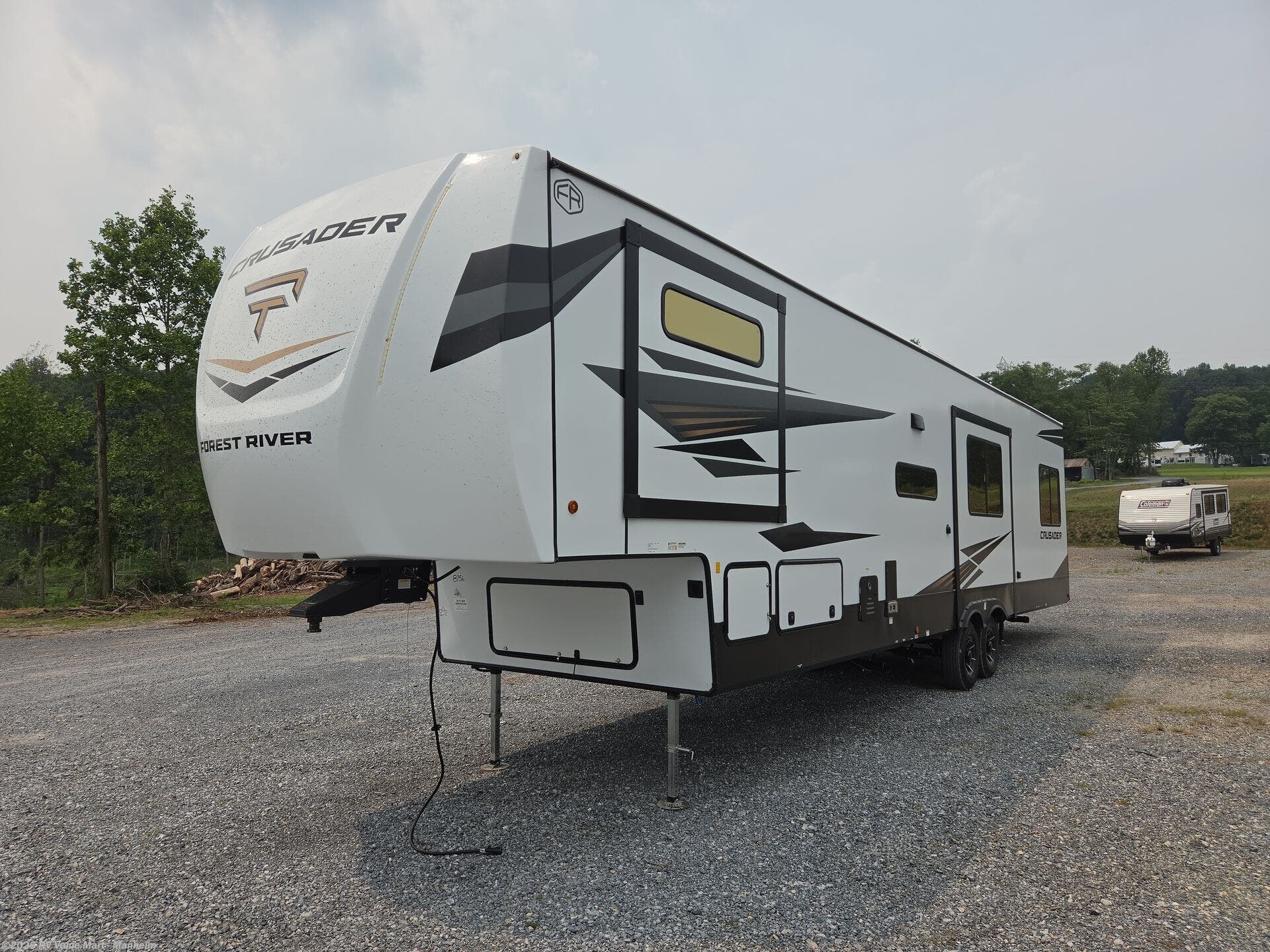 New 2027 Prime Time Crusader 2SUITE available in Manheim, Pennsylvania