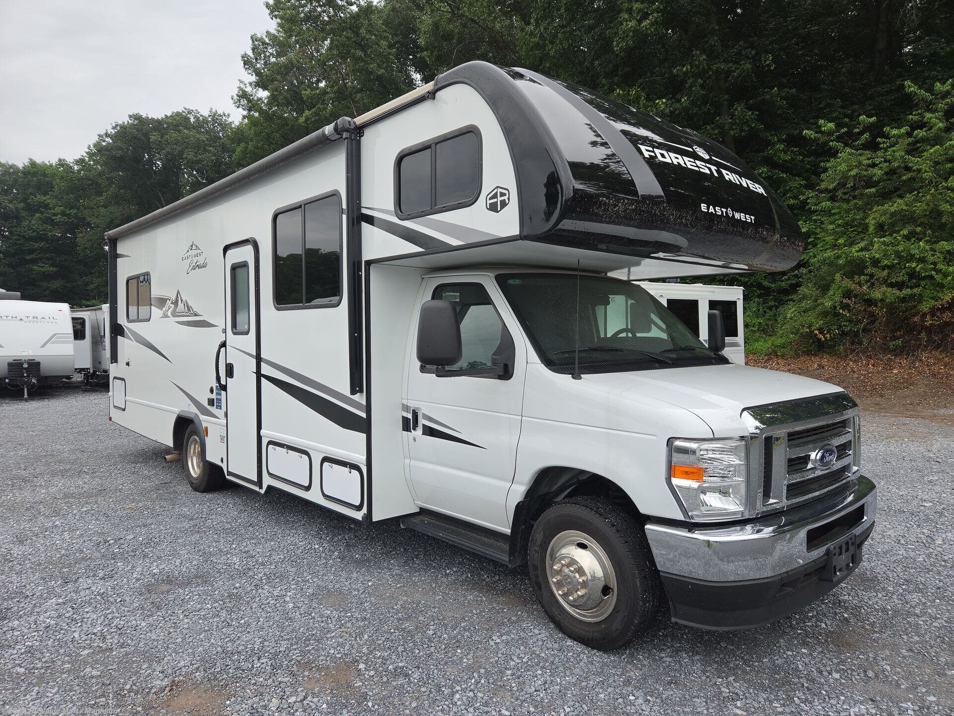 2026 East to West Entrada 2700NS - Used Class C For Sale by RV Value Mart - Manheim in Manheim, Pennsylvania